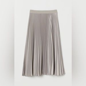 H&M Pleated Skirt, Small, Like new